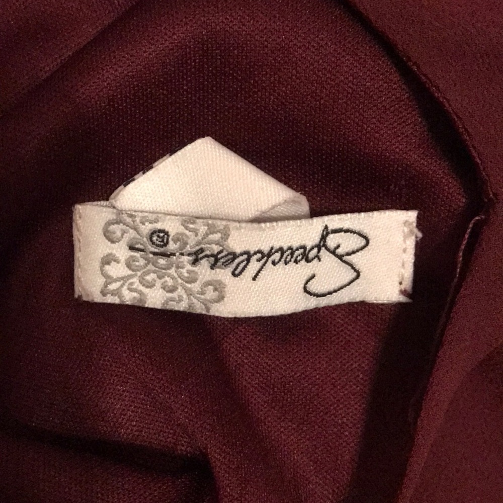 Dress - Picture 4 of 4